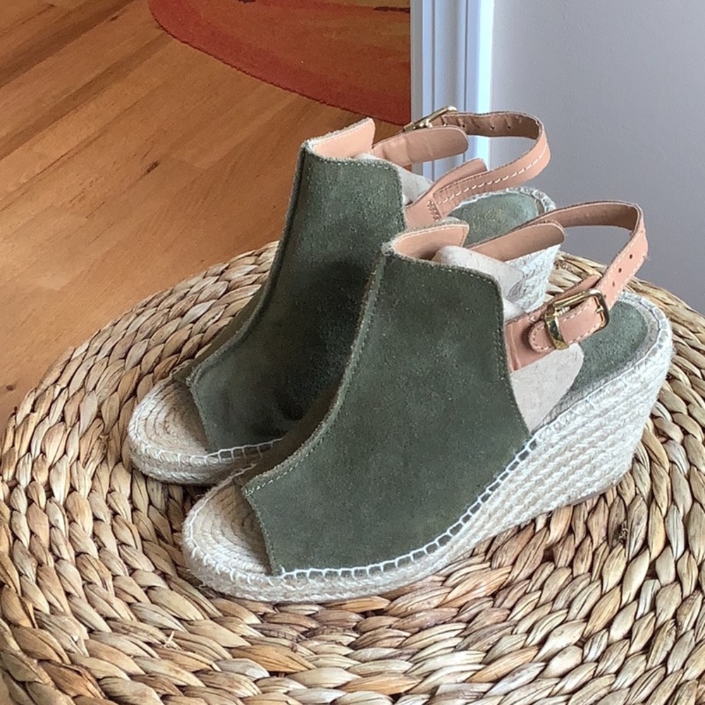 Seychelles Tan and Green Espadrille Slip-Ons with Suede Texture